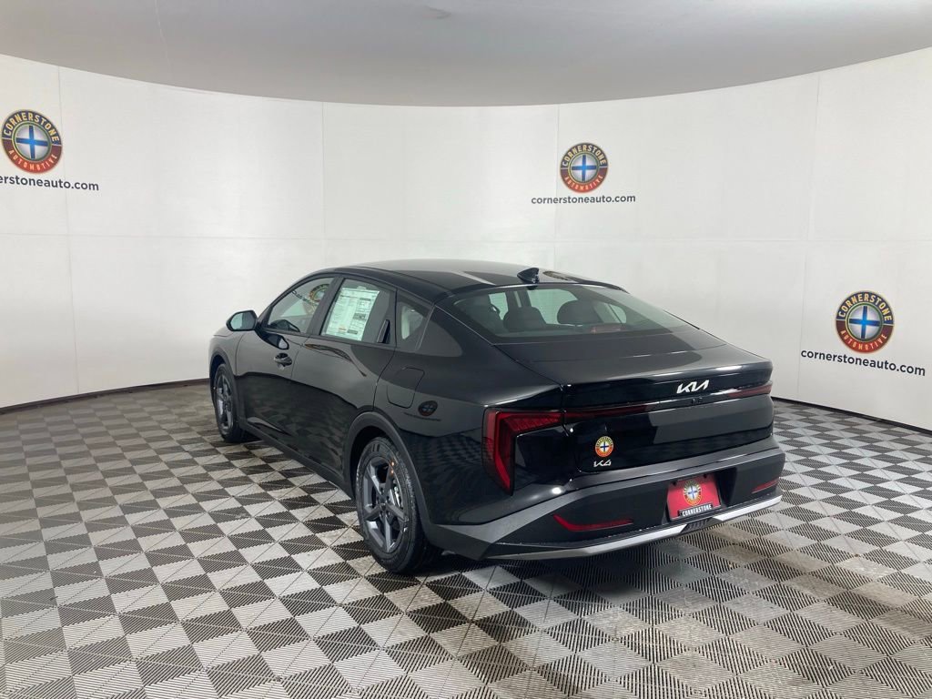 New 2025 Kia K4 LXS image 19