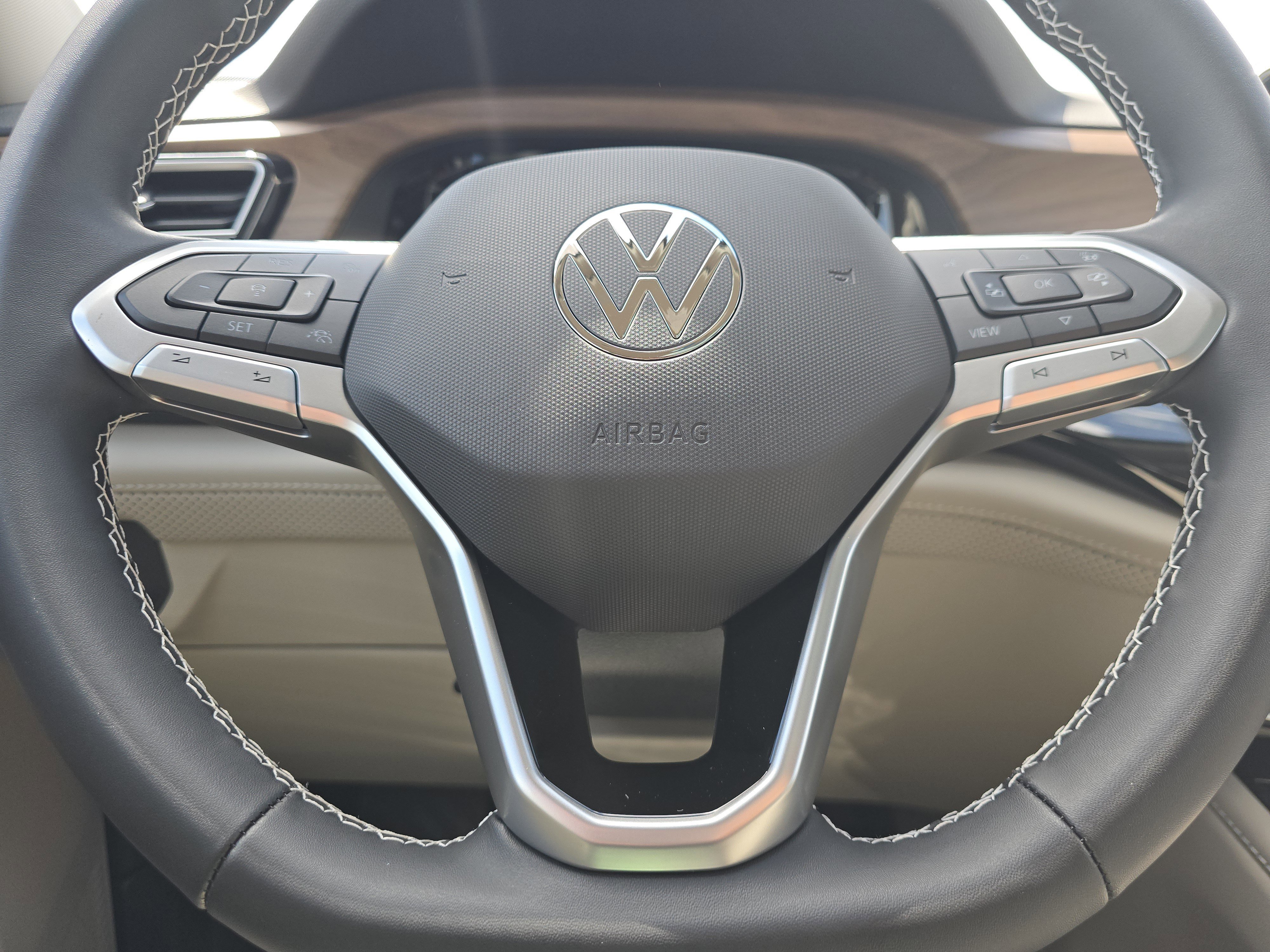 New 2026 Volkswagen Atlas SE image 19