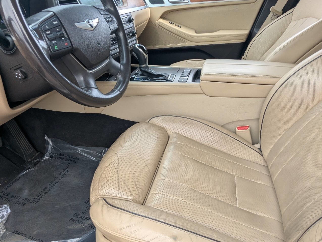 Used 2015 Hyundai Genesis 5.0 image 24