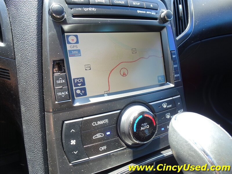 Used 2011 Hyundai Genesis 2.0T RWD image 20