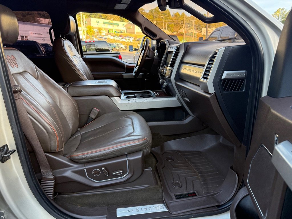 Used 2017 Ford F250 King Ranch w/ King Ranch Ultimate Package image 65