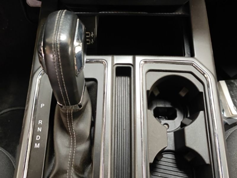 Used 2018 Ford F150 XLT w/ Equipment Group 302A Luxury image 12