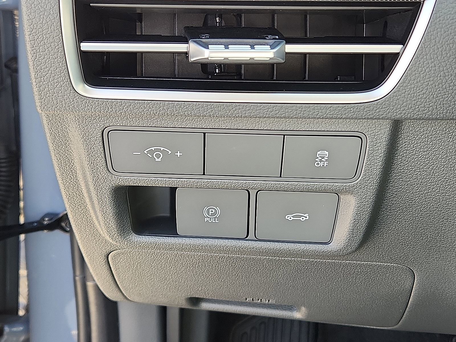 New 2025 Hyundai Sonata SEL FWD image 17