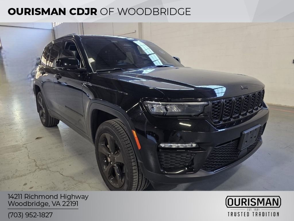 Used 2023 Jeep Grand Cherokee Limited w/ Black Appearance Package image 1