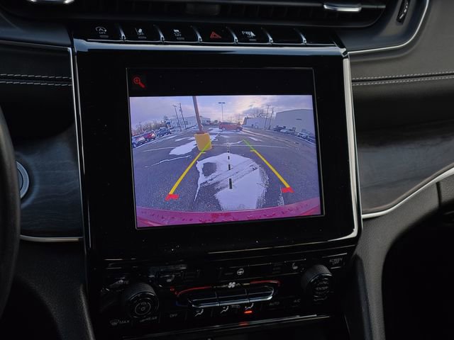 Used 2022 Jeep Grand Cherokee L Limited image 21