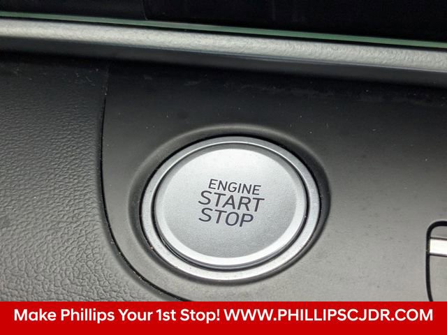 Used 2024 Hyundai Elantra SEL FWD image 25