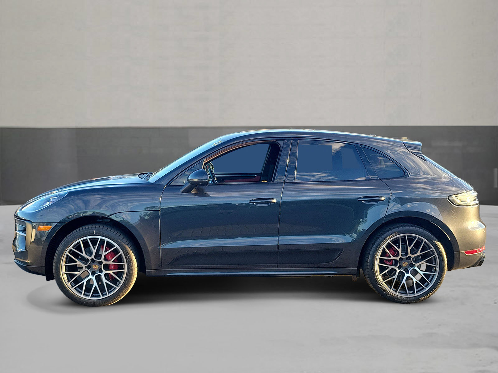 Used 2021 Porsche Macan GTS AWD/4WD image 3