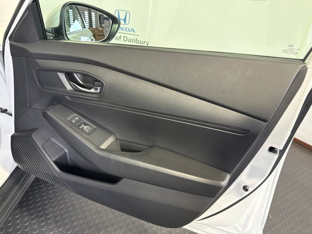 Used 2023 Honda Accord LX image 5