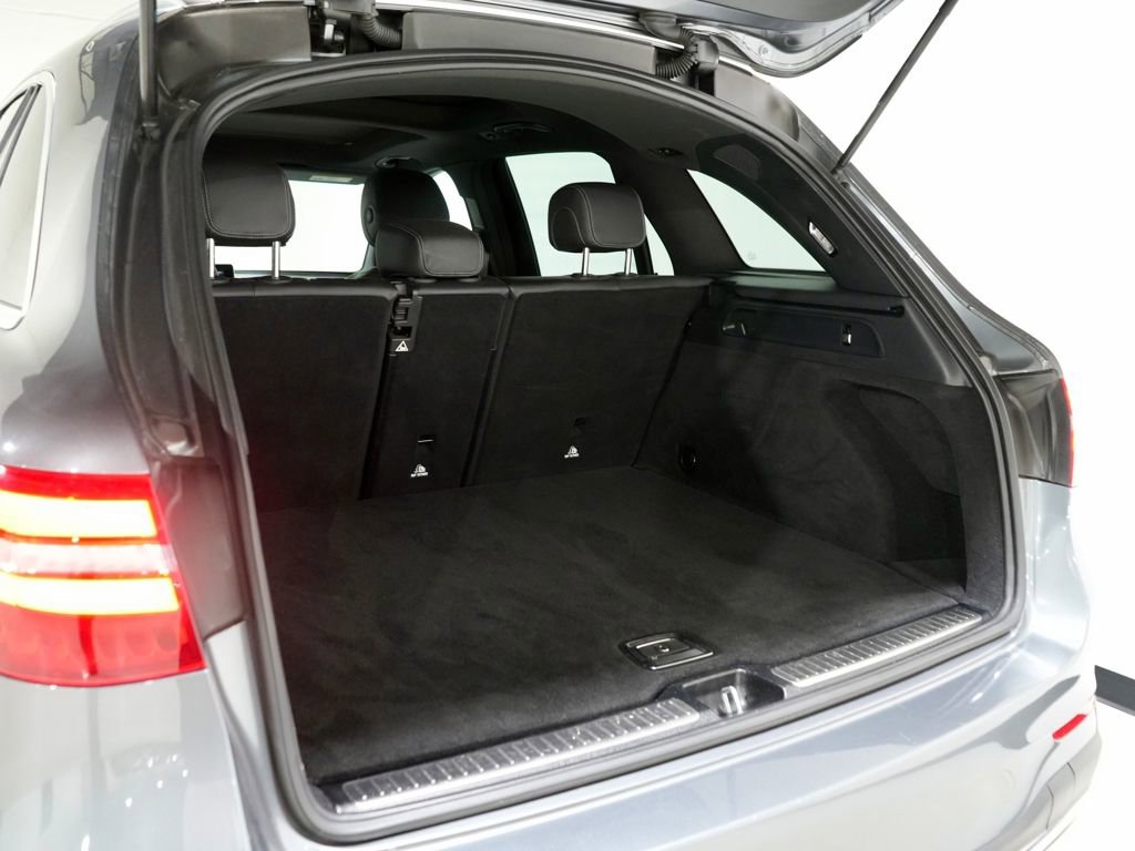 Used 2019 Mercedes-Benz GLC 300 image 10