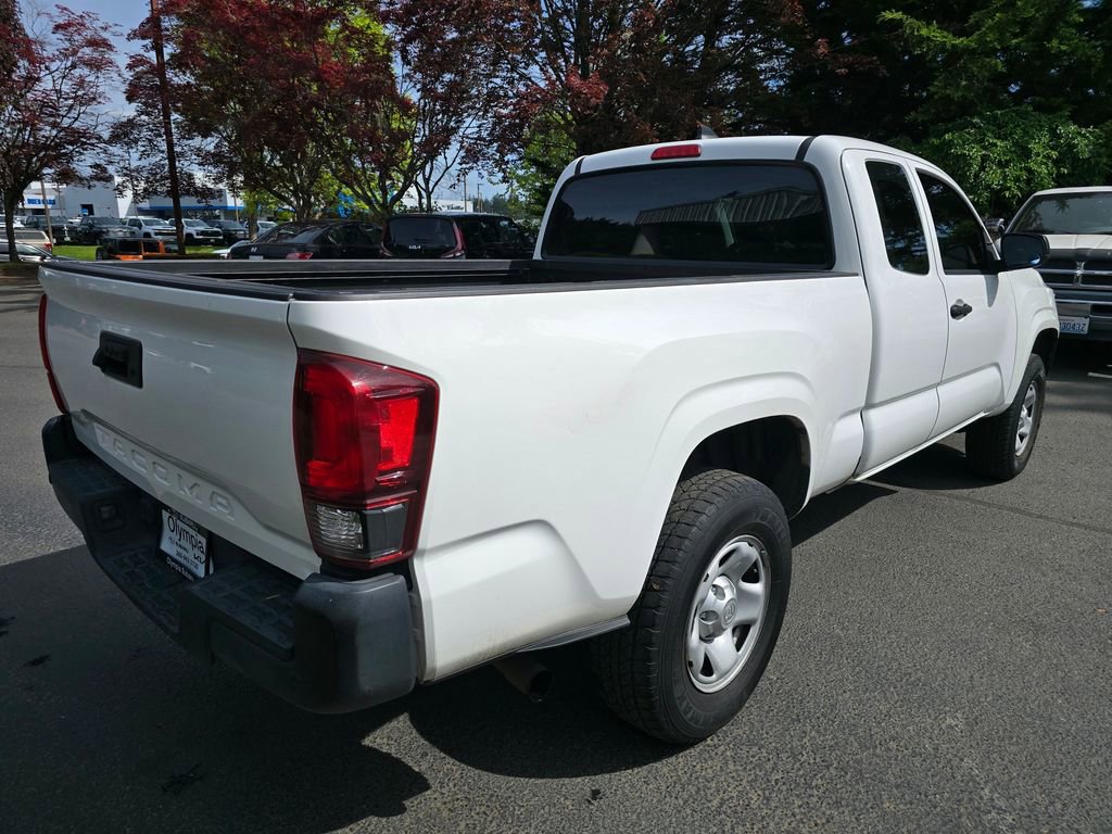 Used 2018 Toyota Tacoma SR RWD image 4