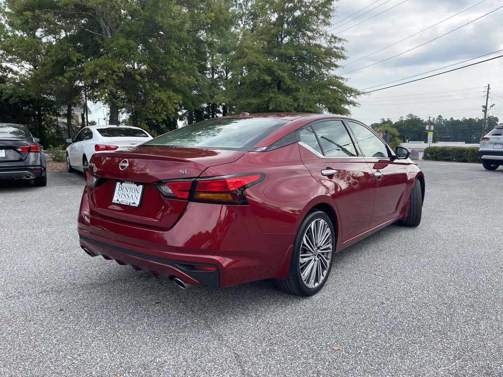 Used 2024 Nissan Altima 2.5 SL FWD image 3