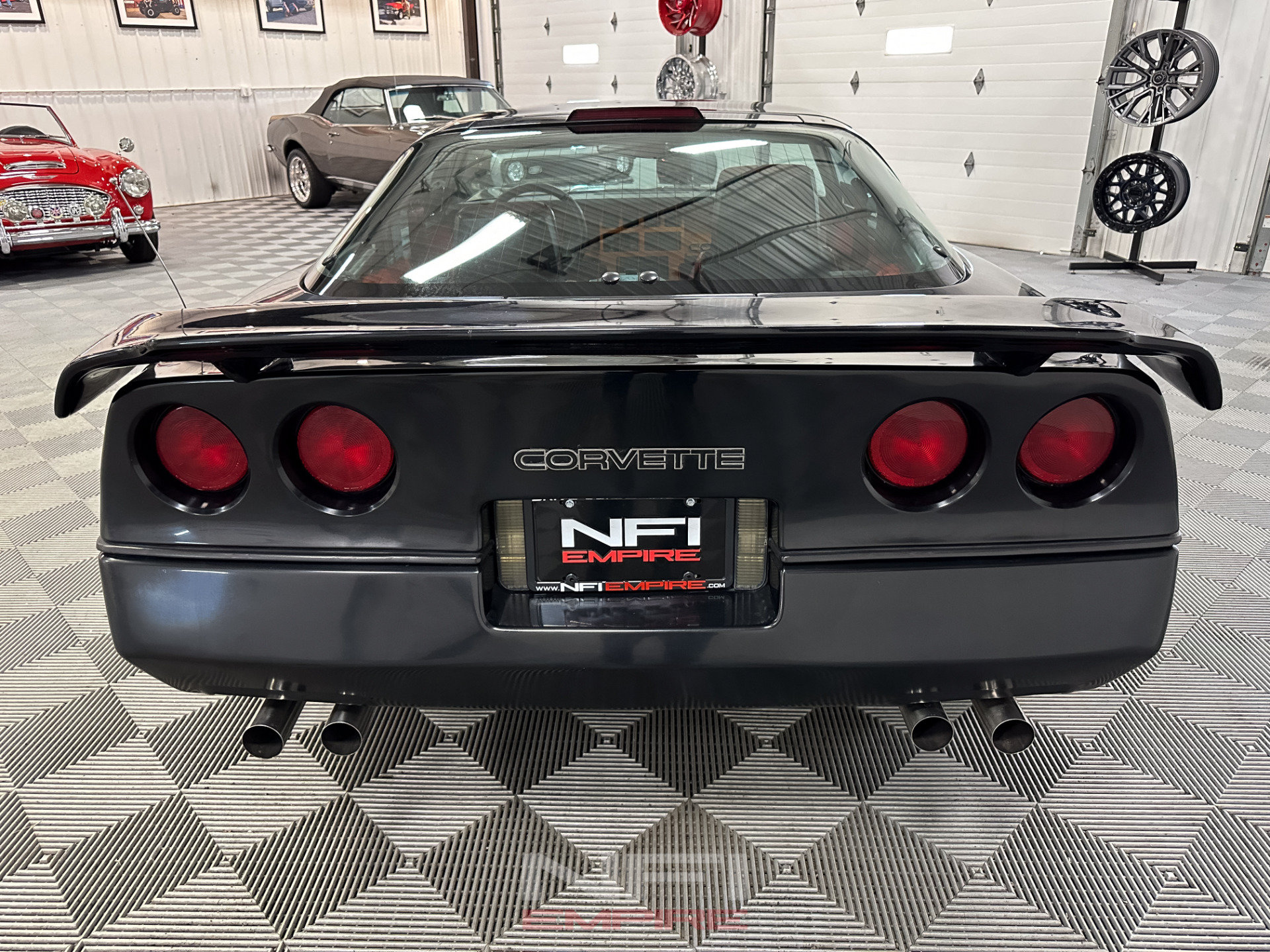 Used 1987 Chevrolet Corvette Coupe RWD image 9