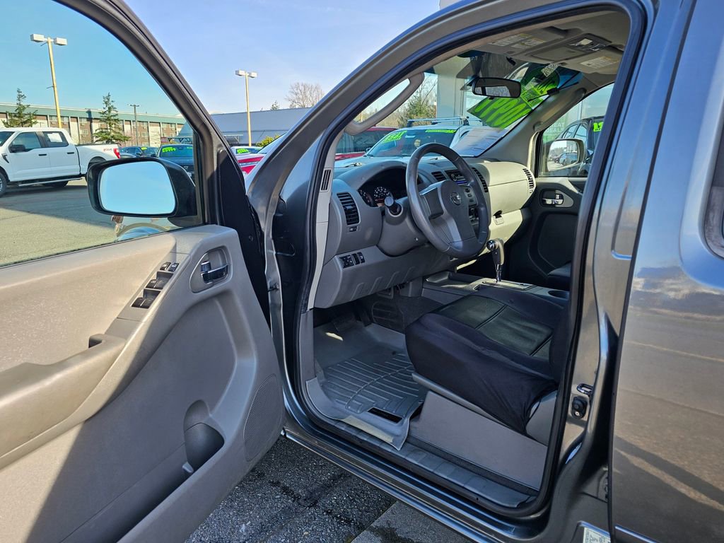 Used 2006 Nissan Frontier SE w/ (P01) Power Pkg image 16