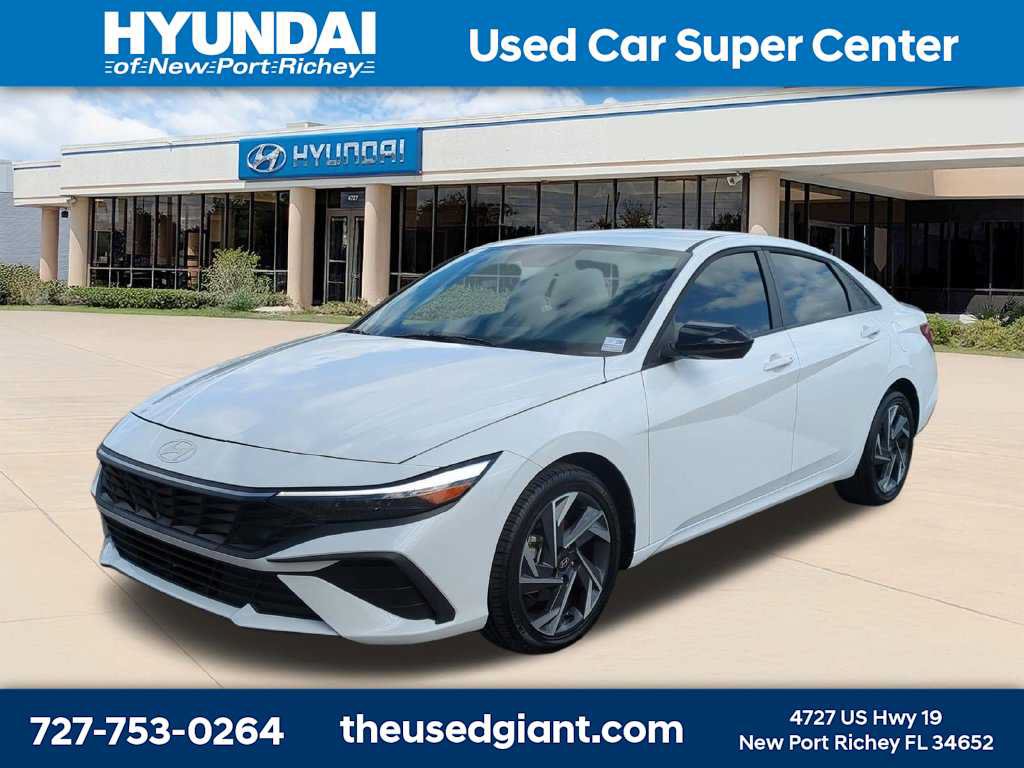 Used 2025 Hyundai Elantra Sport FWD image 1