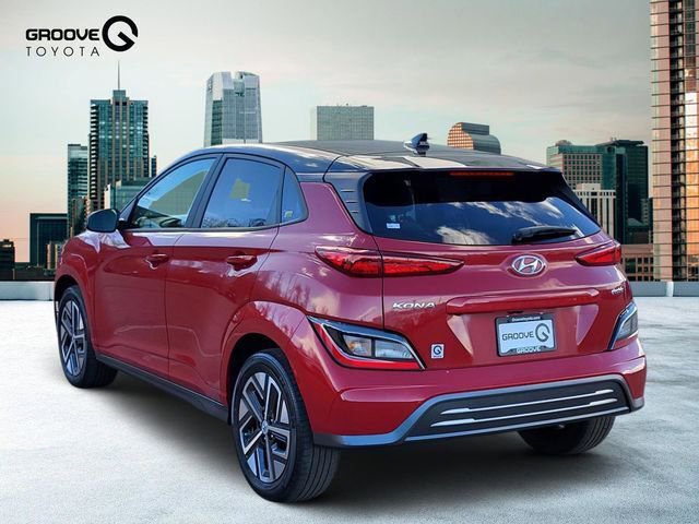Used 2023 Hyundai Kona SE w/ Cargo Package image 3