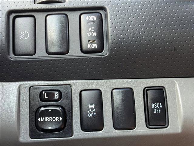 Used 2014 Toyota Tacoma 4x4 Double Cab w/ TRD Sport Package image 11