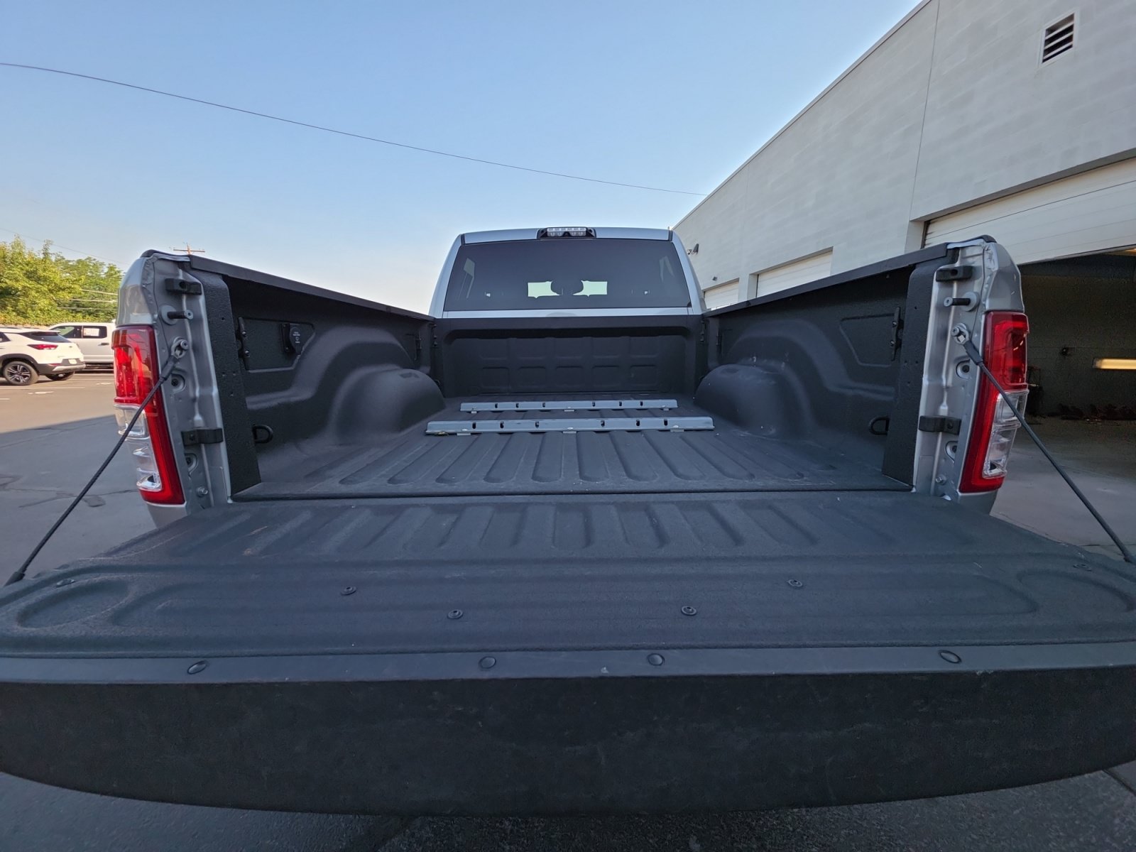 Used 2021 RAM 3500 Big Horn w/ Level 1 Equipment Group AWD/4WD image 27