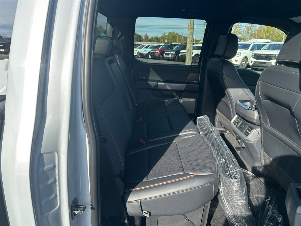 New 2025 Ford F150 Lariat w/ Equipment Group 501A Mid image 14