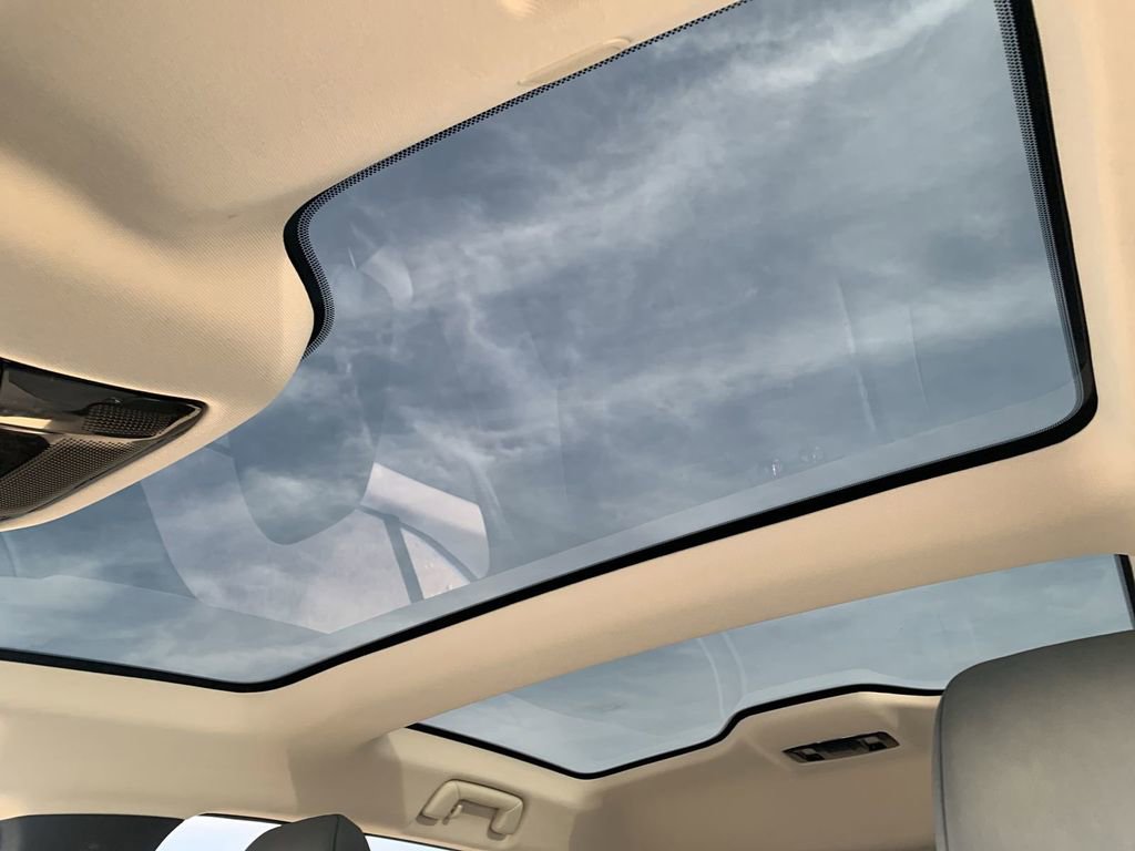 Used 2023 Lexus RZ 450e Premium w/ Technology Package image 16