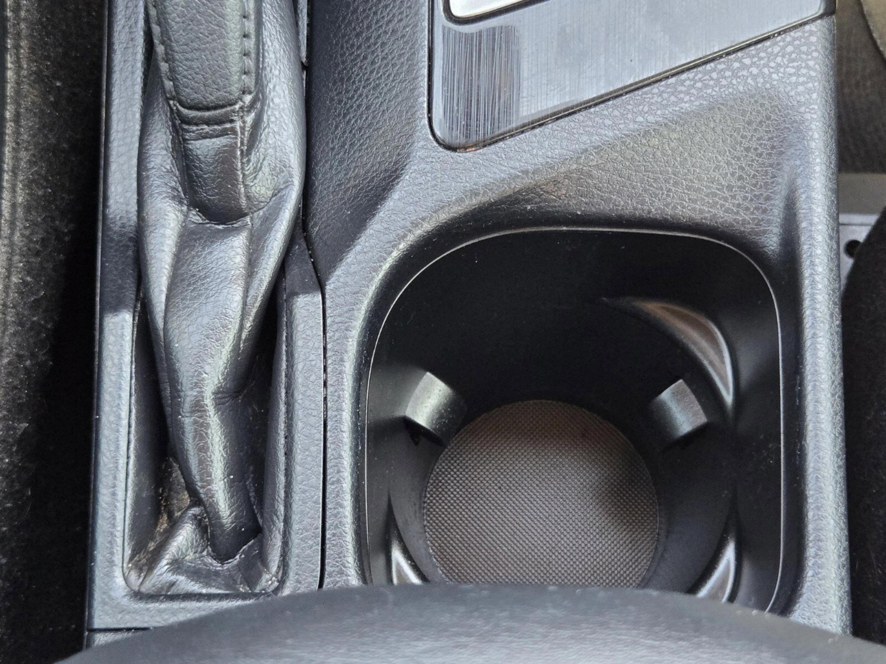 Used 2016 Toyota RAV4 Limited image 42