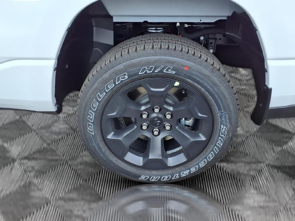 New 2026 RAM 1500 Express AWD/4WD image 25