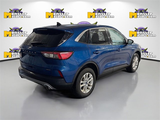 Used 2022 Ford Escape SE image 4