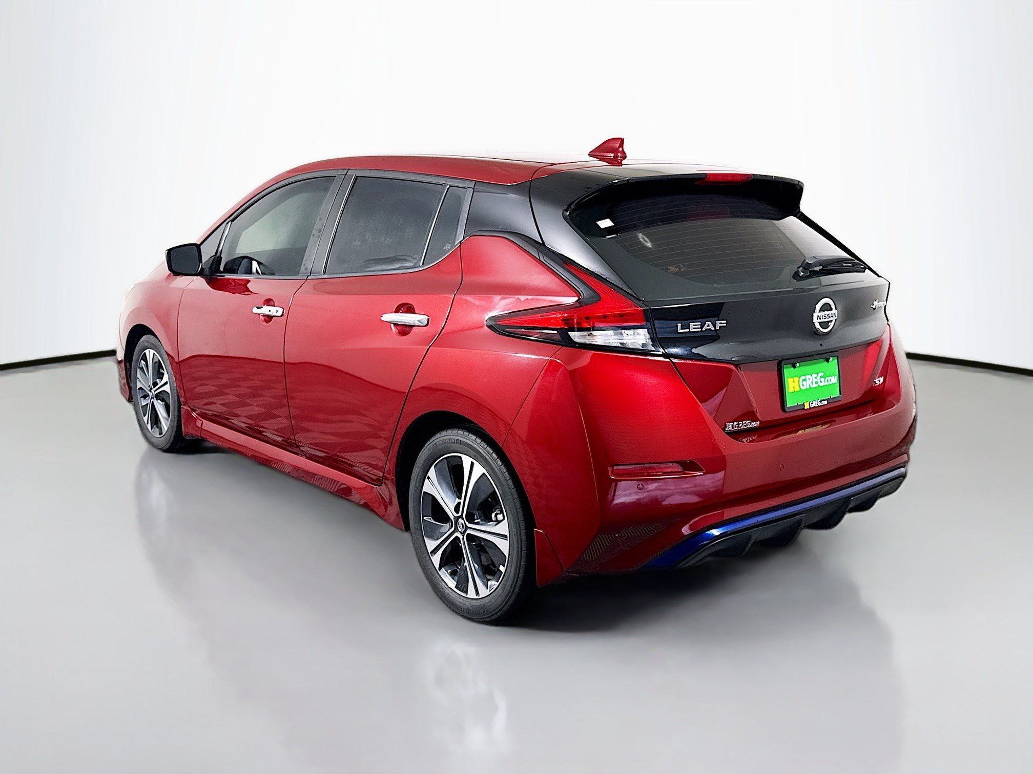 Used 2021 Nissan Leaf SV w/ SV Technology Package FWD image 7