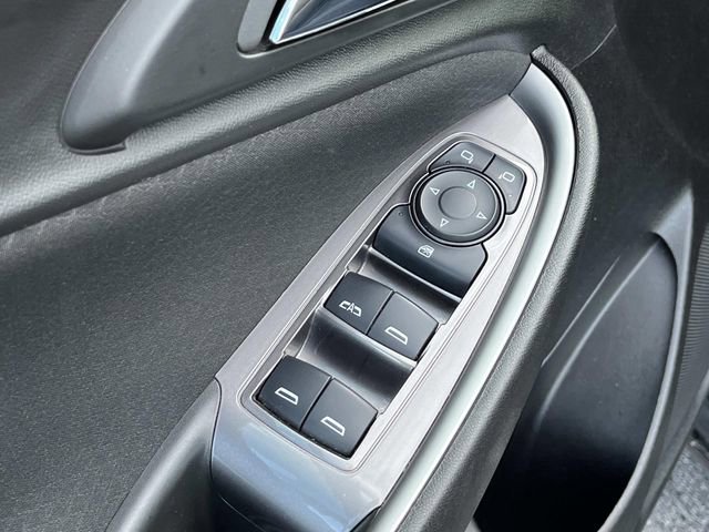 Used 2022 Chevrolet Malibu LT image 24