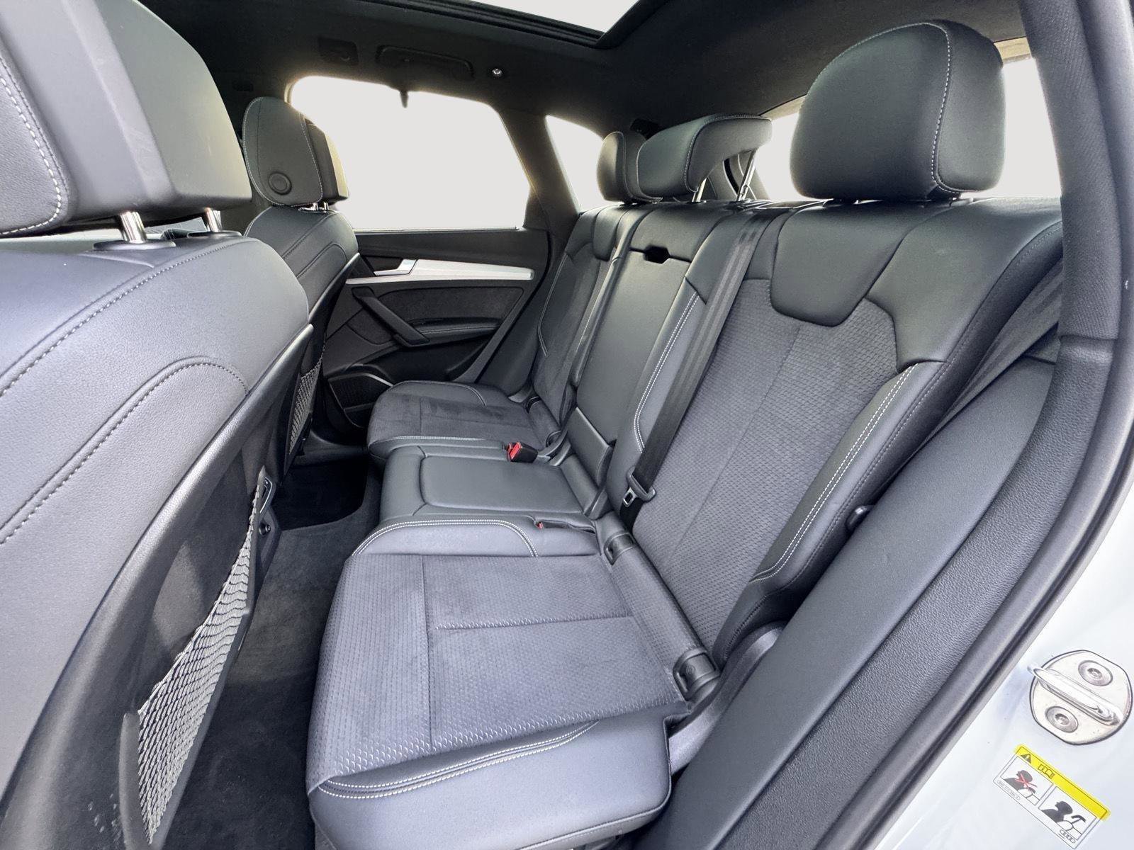 Used 2024 Audi Q5 e Prestige w/ Prestige Package image 22