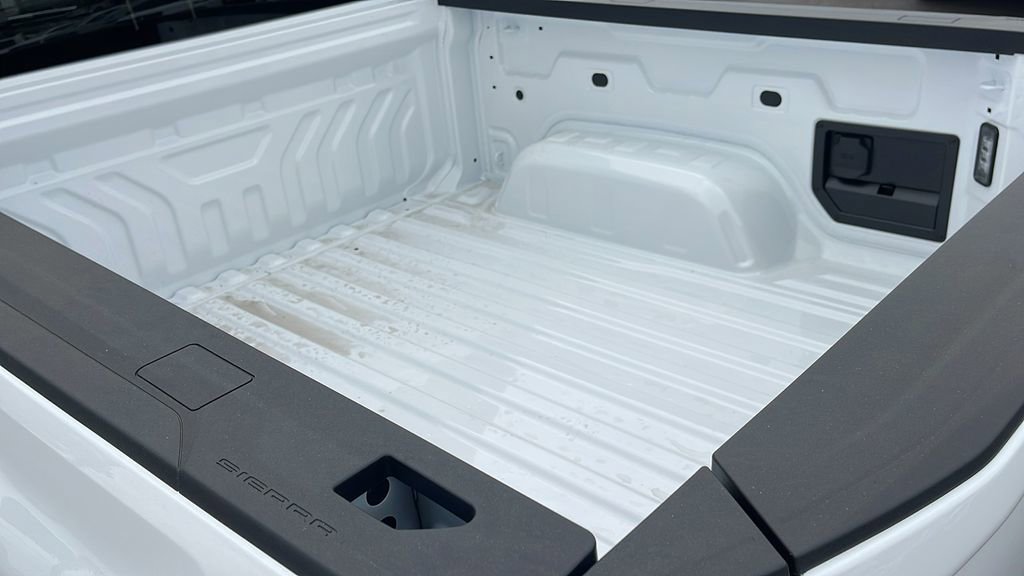 New 2026 GMC Sierra EV Elevation image 26