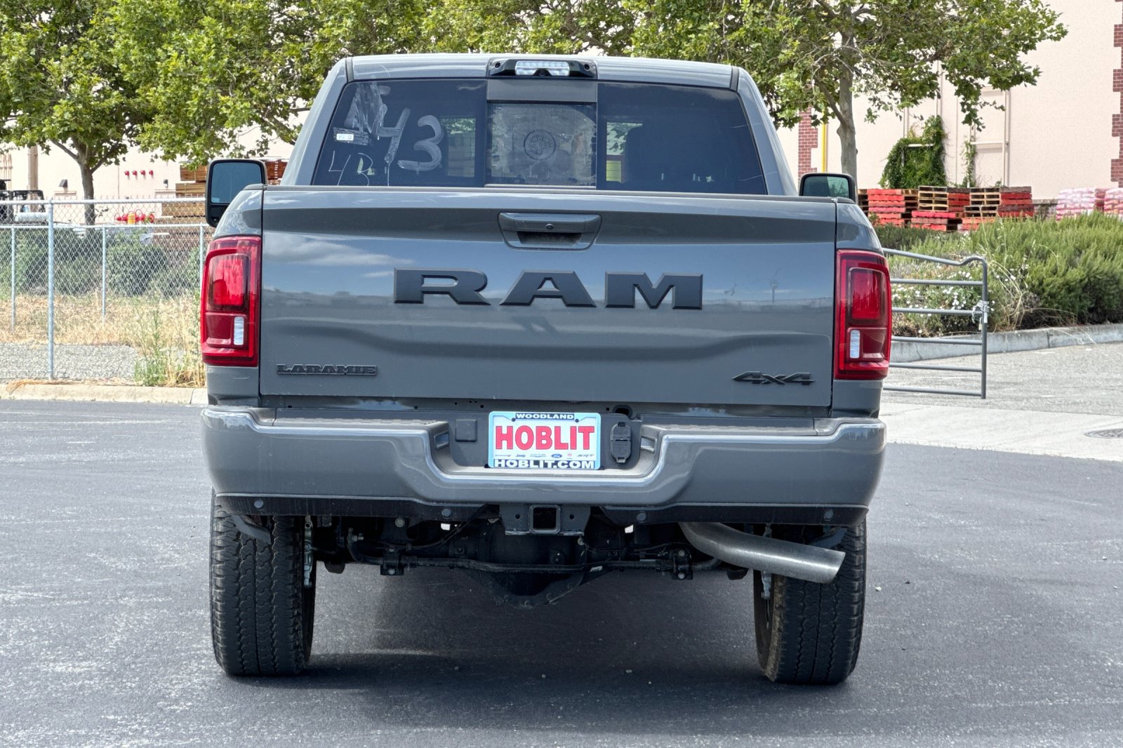 New 2026 RAM 2500 Laramie AWD/4WD image 4