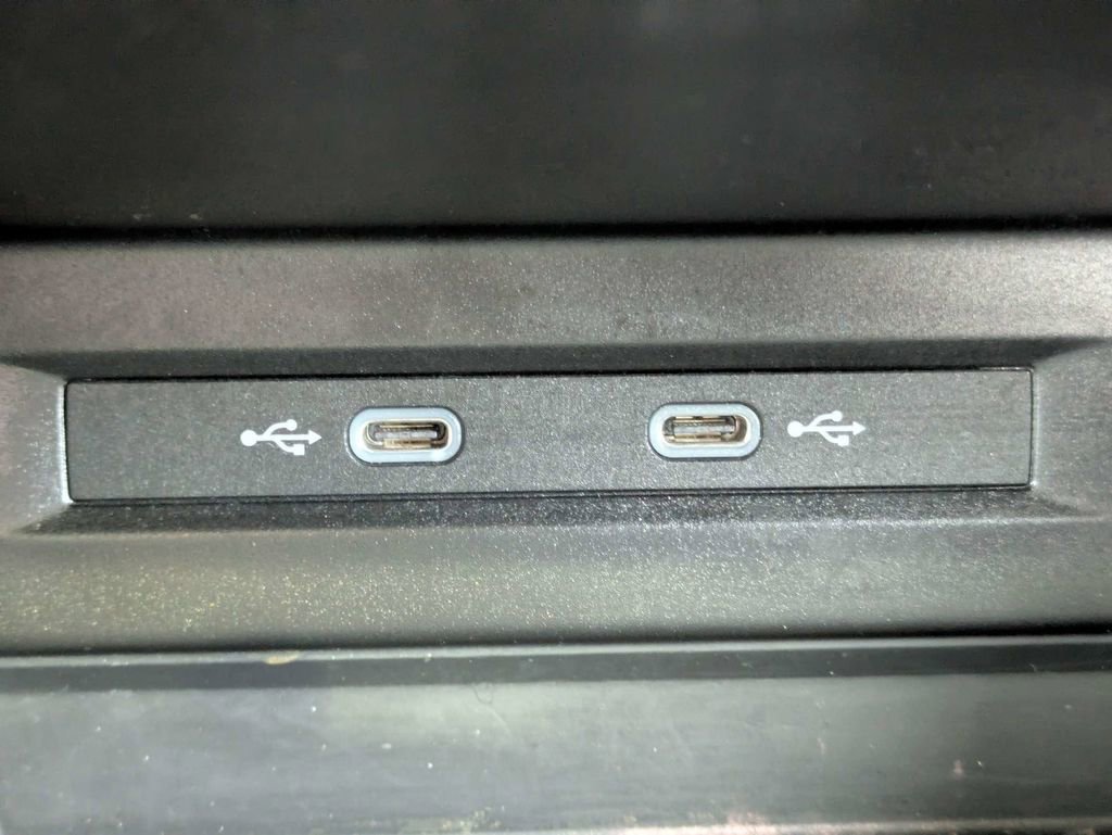 Used 2022 Volkswagen Tiguan SEL R-Line AWD/4WD image 31