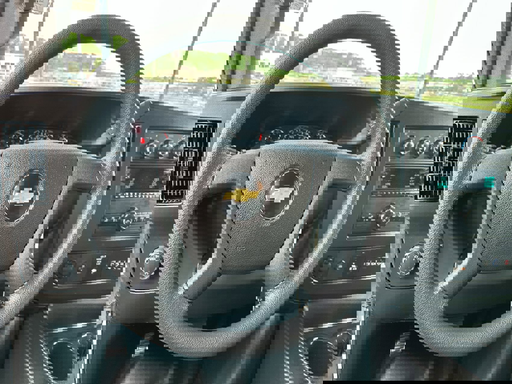 Used 2019 Chevrolet Express 3500 RWD image 13