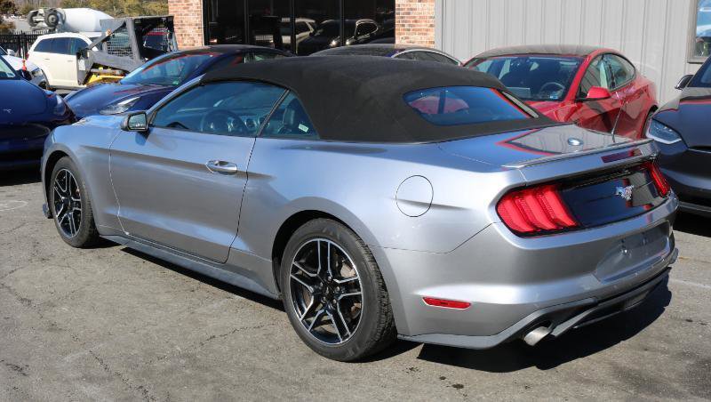 Used 2020 Ford Mustang Premium RWD image 5