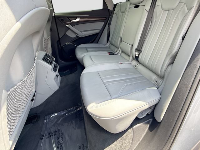 Used 2025 Audi Q5 e Premium AWD/4WD image 20