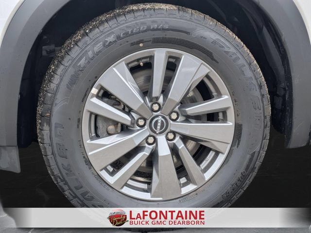 Used 2025 Nissan Pathfinder SV FWD image 29
