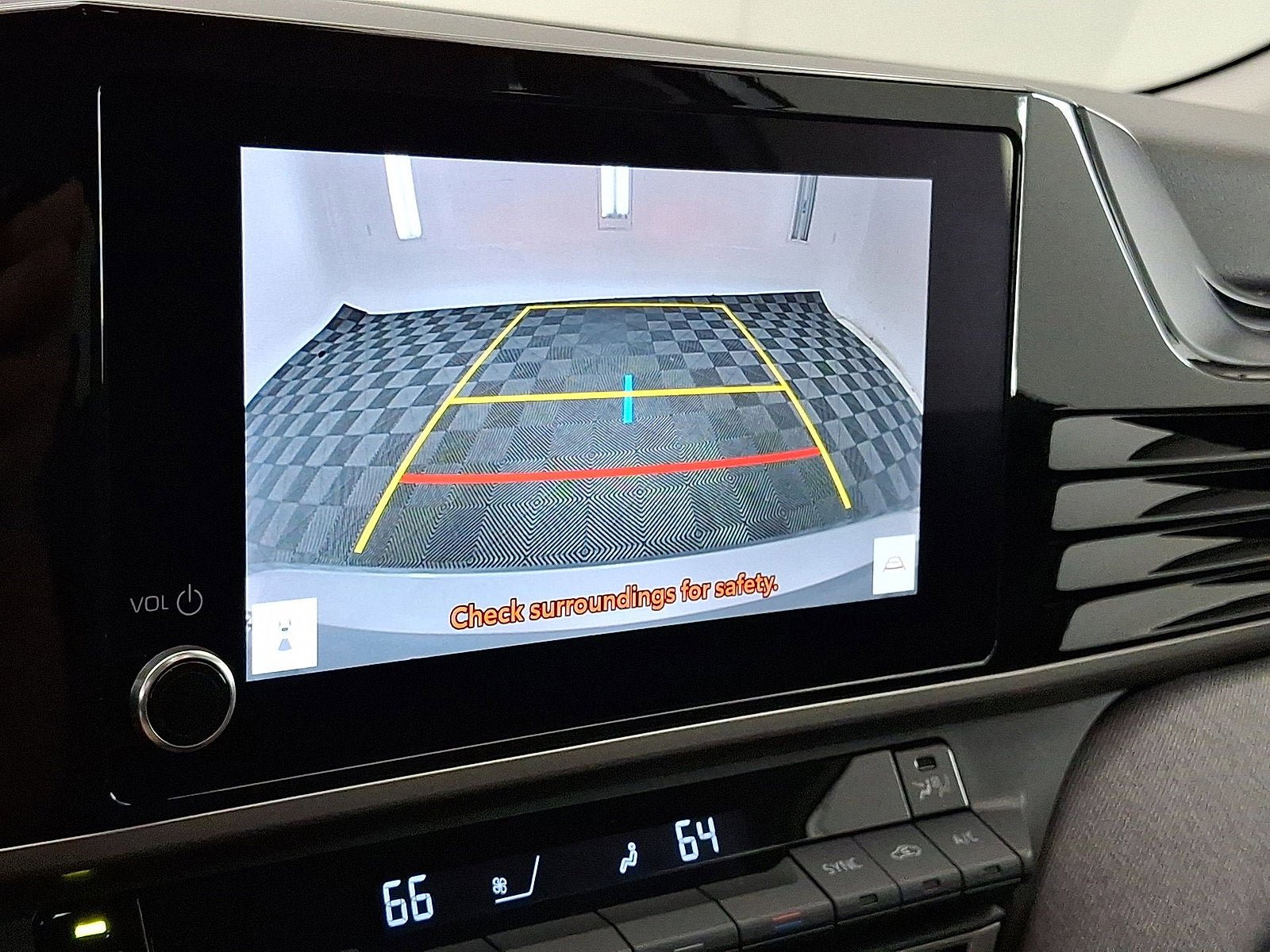 Used 2025 Toyota Camry LE w/ Convenience Package FWD image 7