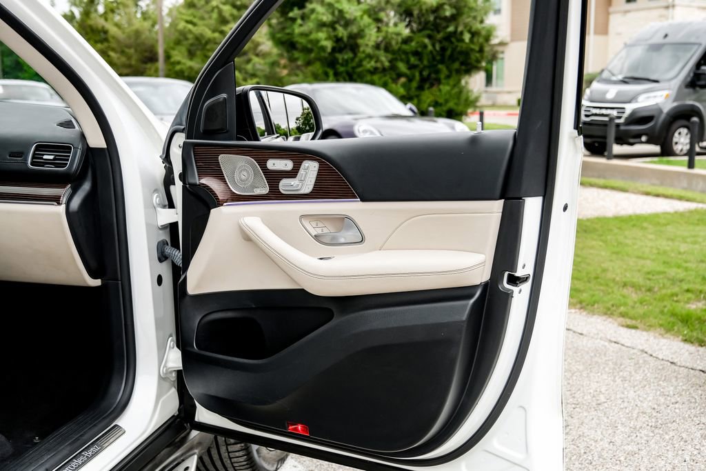 Used 2023 Mercedes-Benz GLS 580 4MATIC image 63