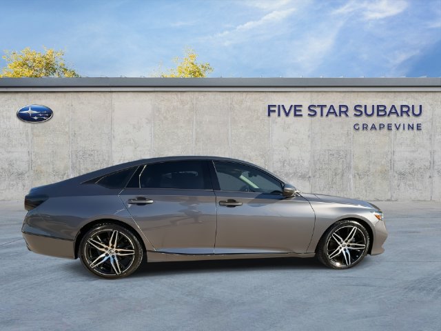 Used 2021 Honda Accord Touring image 9