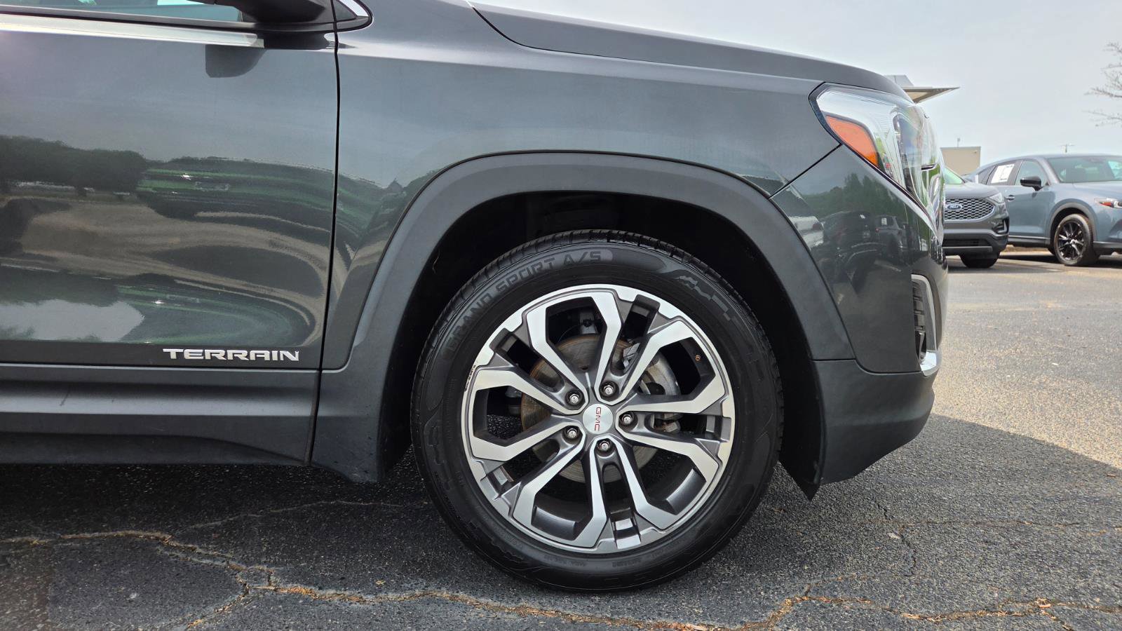 Used 2021 GMC Terrain SLT FWD image 16