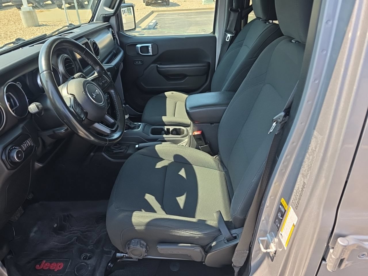 Used 2021 Jeep Wrangler Unlimited Sport AWD/4WD image 7