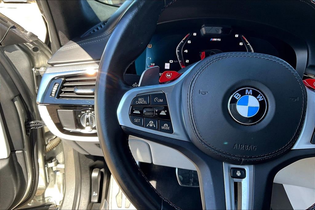 Used 2022 BMW M5 w/ Executive Package image 11