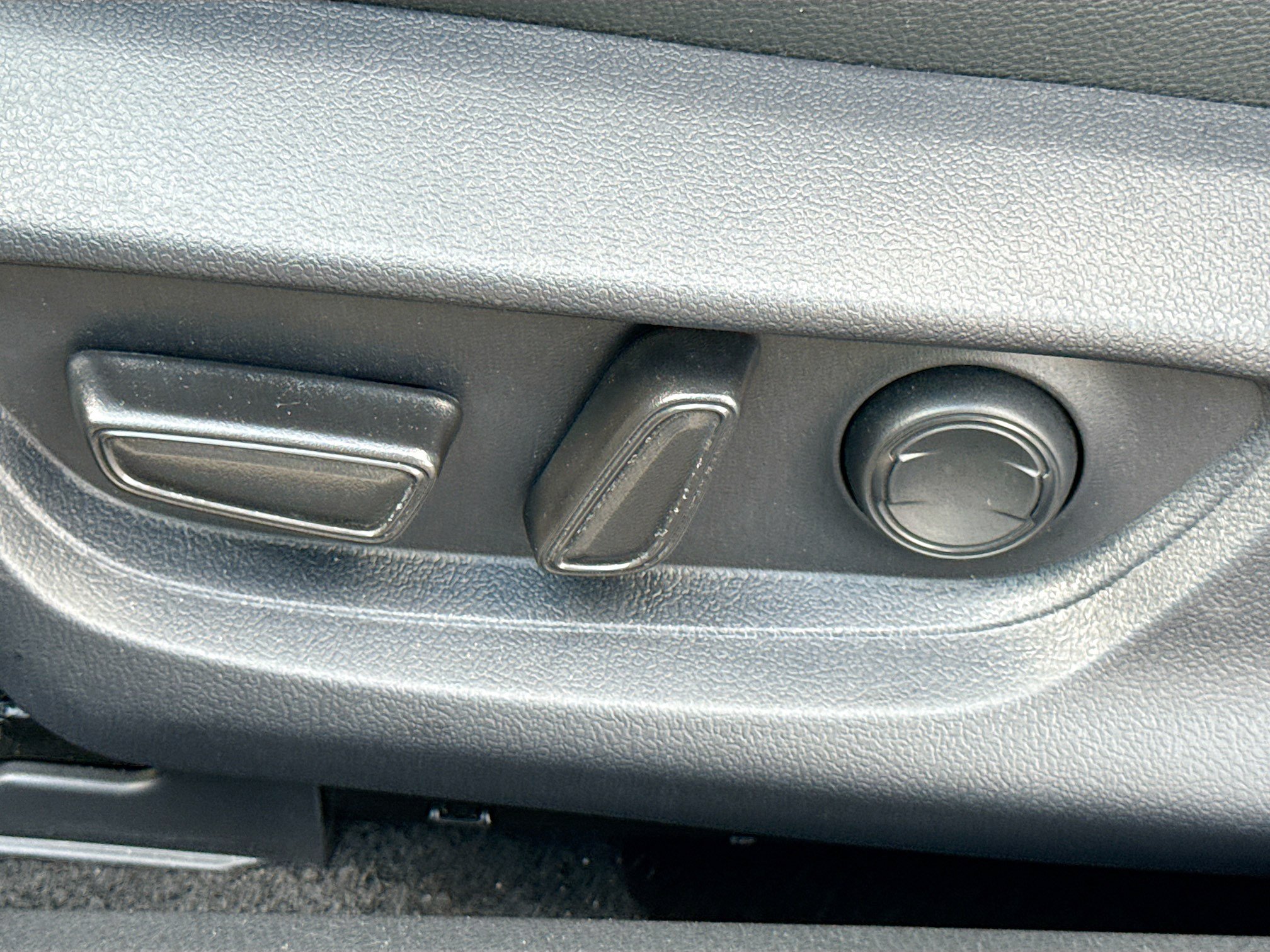 Used 2026 Toyota Camry SE w/ Multimedia Upgrade Package FWD image 23