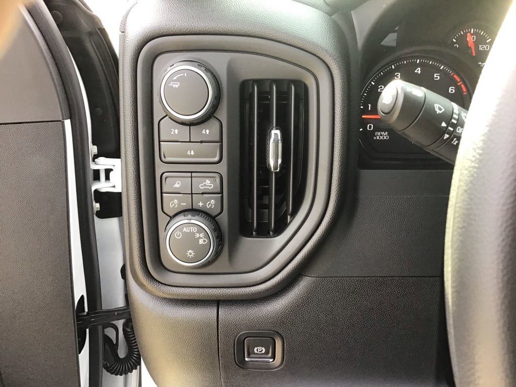 New 2026 Chevrolet Silverado 2500 Custom w/ Custom Value Package image 35