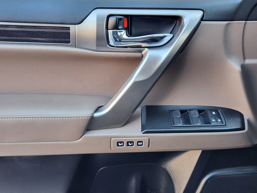 Used 2022 Lexus GX 460 Premium AWD/4WD image 23