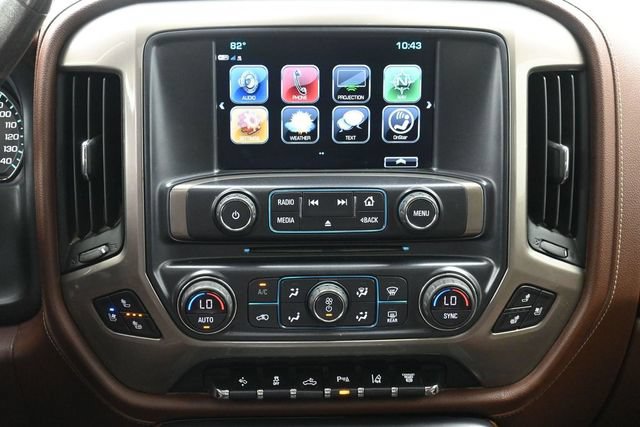 Used 2019 Chevrolet Silverado 2500 High Country w/ Duramax Plus Package AWD/4WD image 21