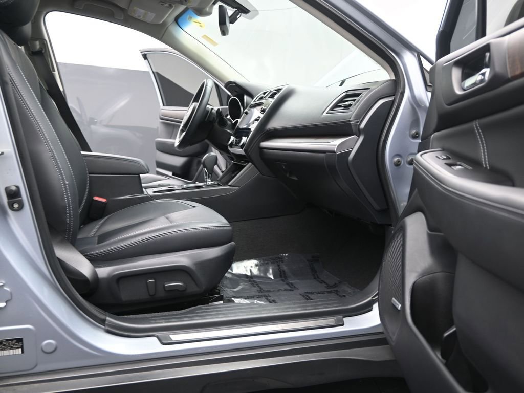 Used 2019 Subaru Outback 3.6R Limited image 17