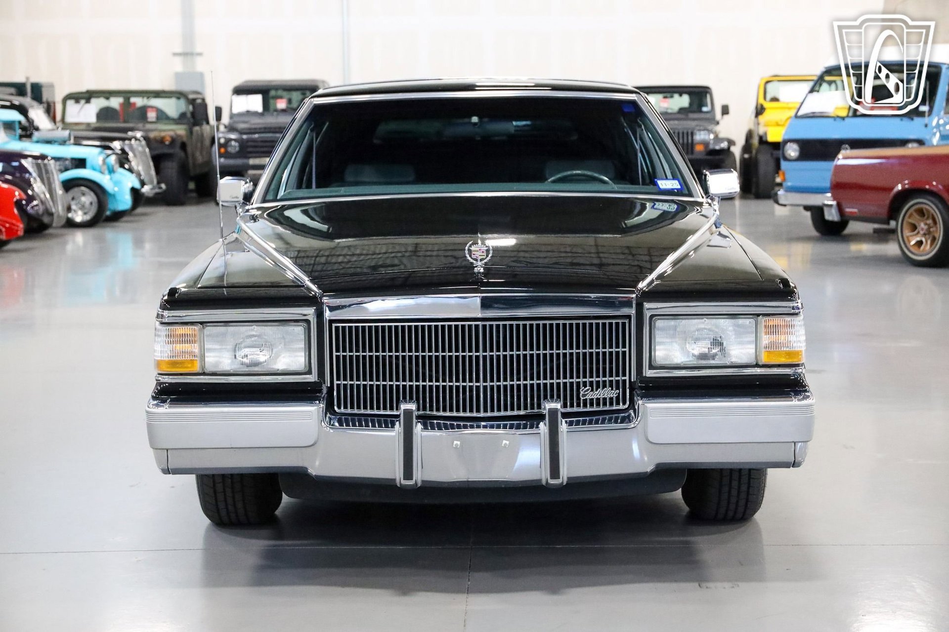 Used 1992 Cadillac Brougham image 6