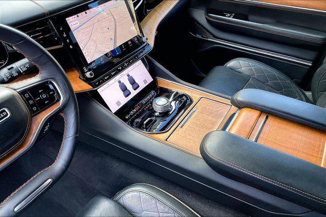 Certified 2024 Jeep Grand Wagoneer L Series III AWD/4WD image 17
