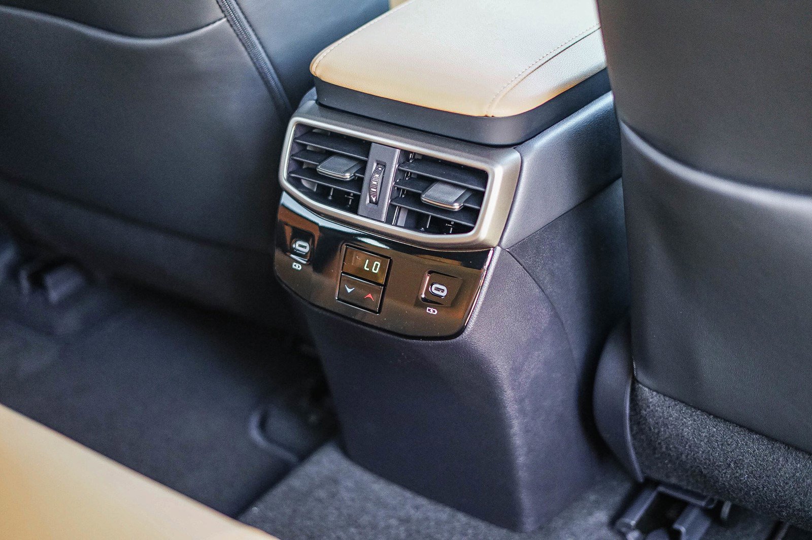 New 2026 Lexus RX 350h image 17